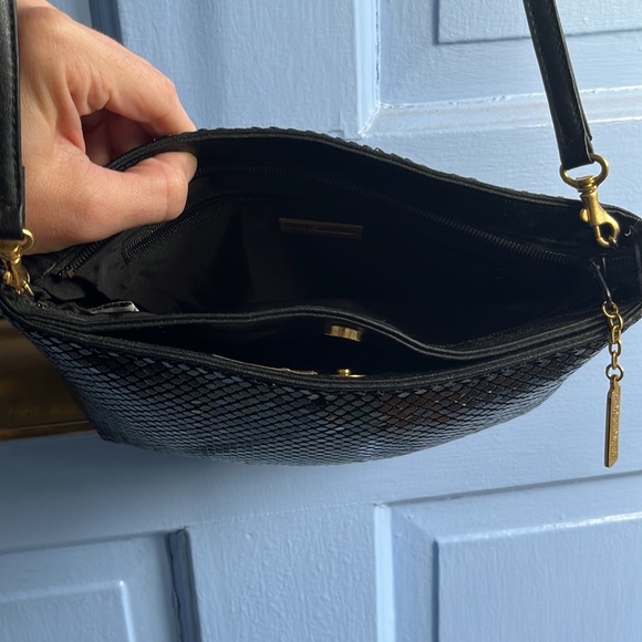 Vintage Whiting & Davis Mesh Cross Body Bag. Black with Removable Strap. - Picture 11 of 12